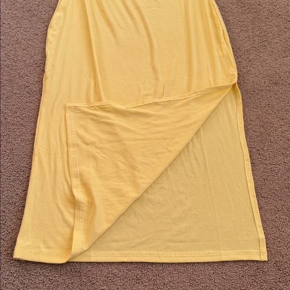 D142 Uusollecy Women’s Cutout Side Slit Bodycon Midi Dress - Size: Large - Picture 6 of 8